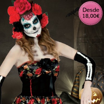 Witch, vamp and dark creatures costumes for woman